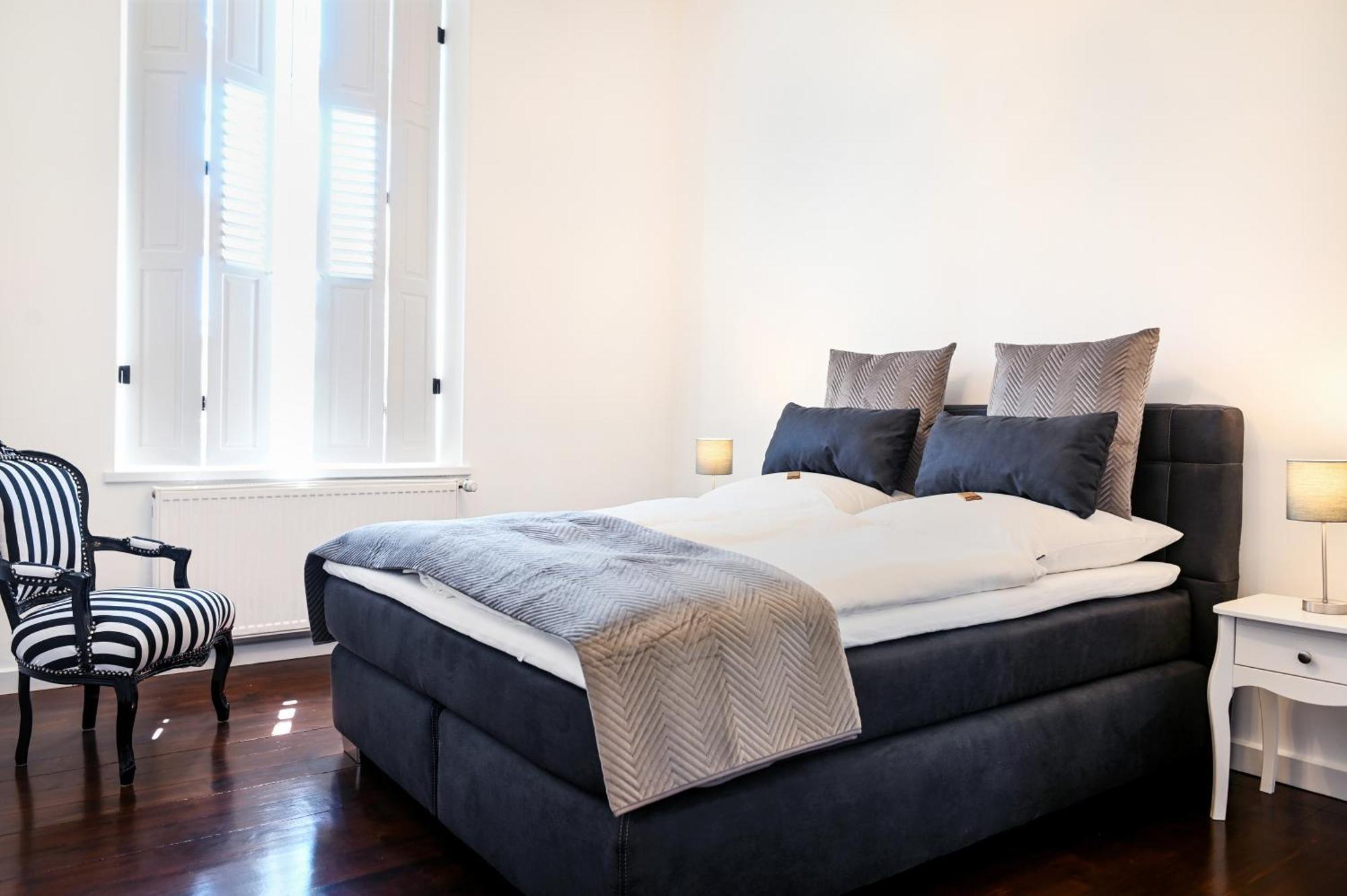 Insel-Apartment Im Herrenhaus Rheinblick إكسانتن المظهر الخارجي الصورة