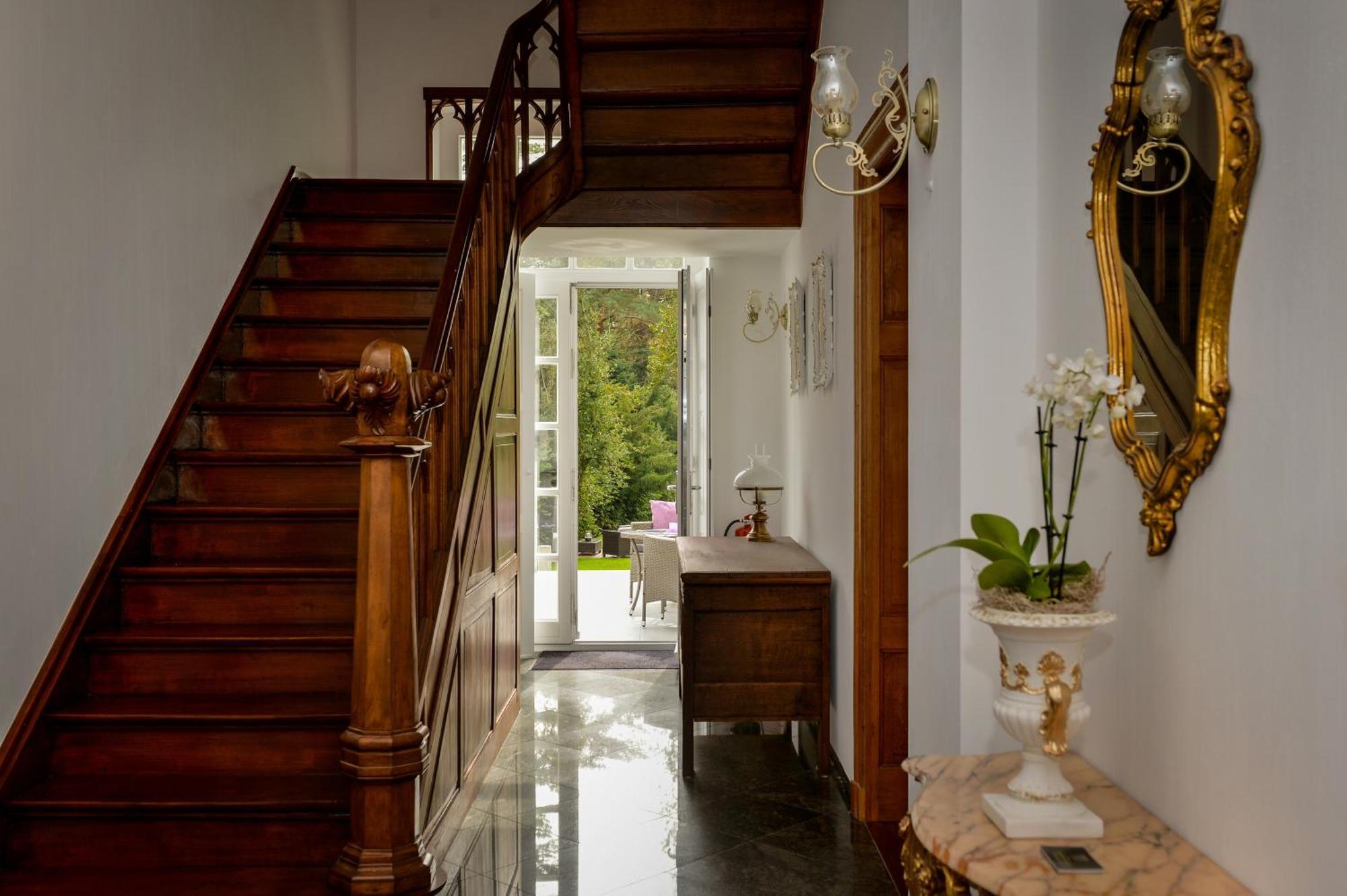 Insel-Apartment Im Herrenhaus Rheinblick إكسانتن المظهر الخارجي الصورة